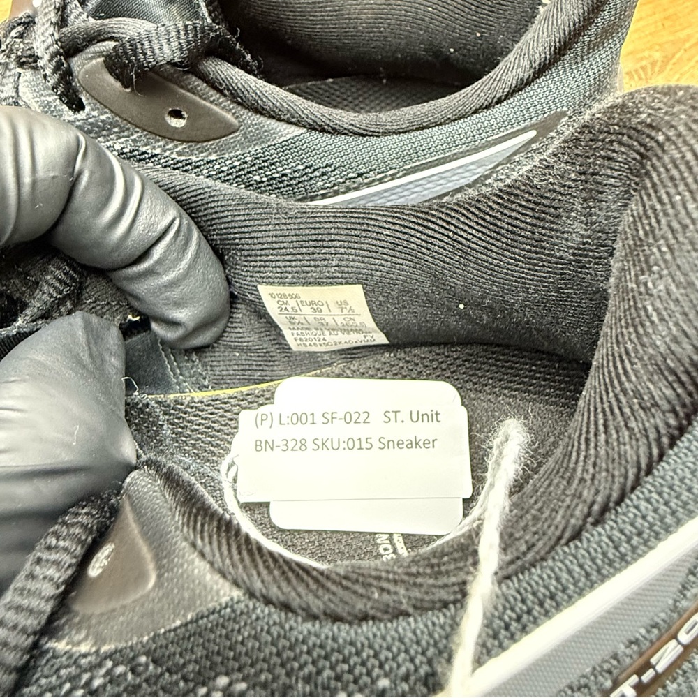 Asics GT-2000 12 Womens  7.5 Shoes black Running Sneaker 1012B506 Gym Athletic - Picture 9 of 9